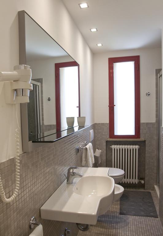 Aris Residence Riccione Buitenkant foto