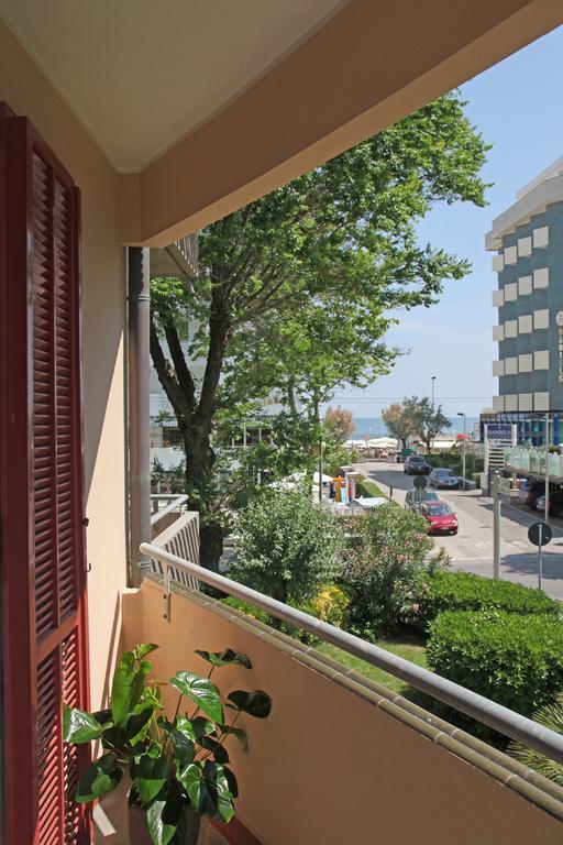 Aris Residence Riccione Buitenkant foto